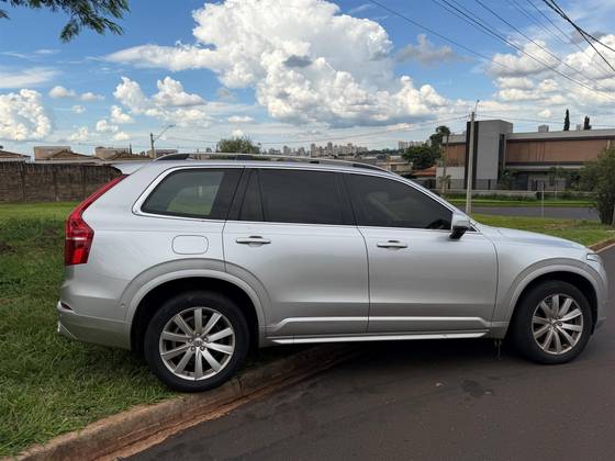 VOLVO XC90 2.0 T6 GASOLINA MOMENTUM AWD GEARTRONIC